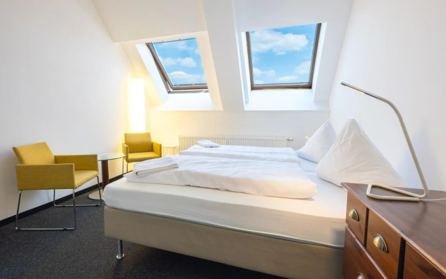 Ballhaus Berlin Hostel