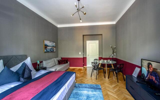 Garden ApartHotel