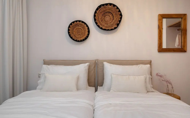 Villa Kaya Plaka With 3 Bedrooms and 3 Bathrooms