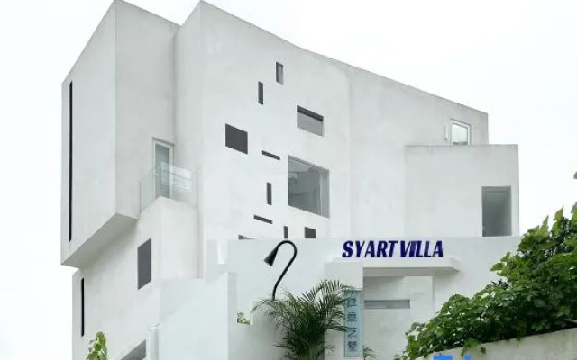 Unscrupulous Boutique Art Villa