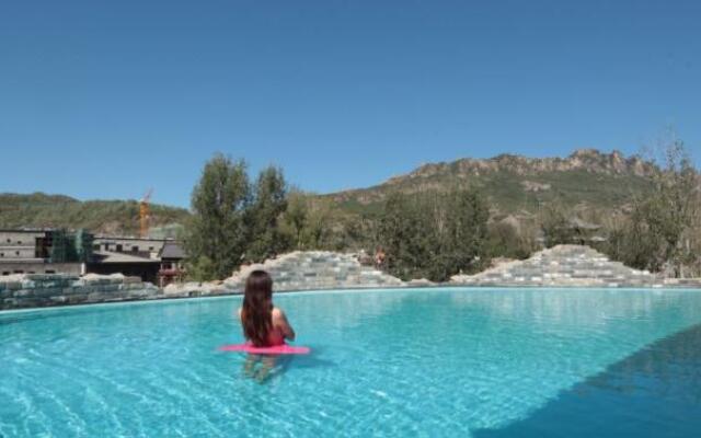 Great Wall Academy Inn