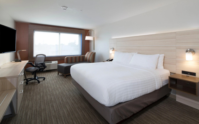 Holiday Inn Express & Suites Alpena - Downtown by IHG - фото 4