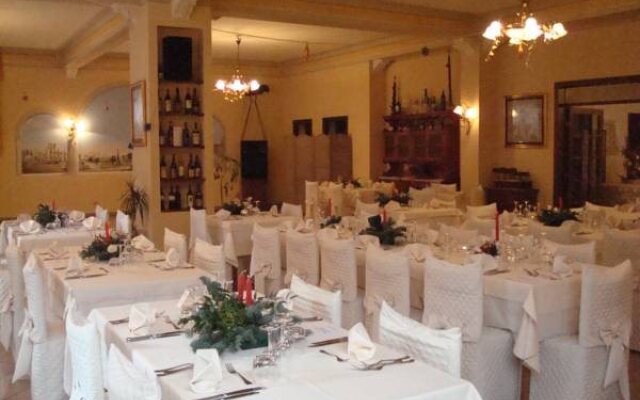 Agri Hotel Ristorante Hermitage