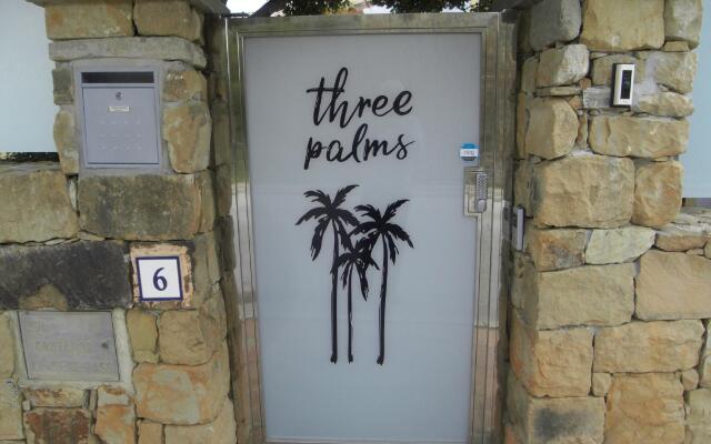 Three Palms (Adults only)
