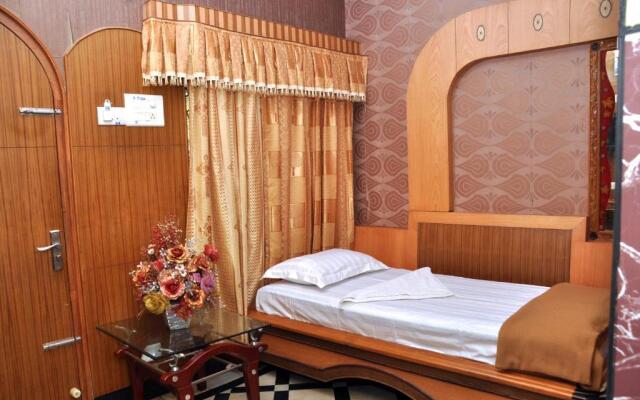 Hotel Shri Swarna's Palace