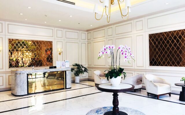 Gold Bee Apartment - Saigon Royal