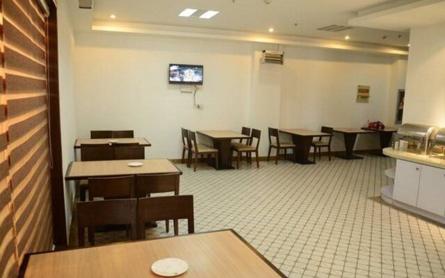 GreenTree Inn Taizhou Xinghua Dainan Suguo Business Hotel