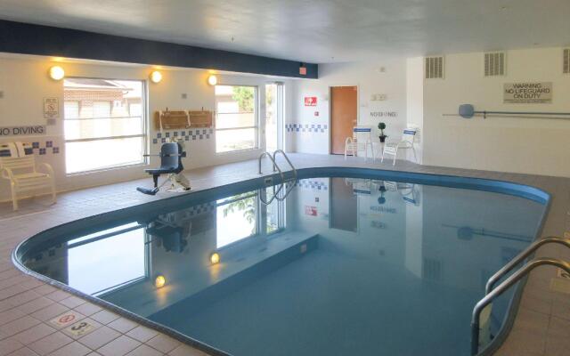 Wingate by Wyndham Marion