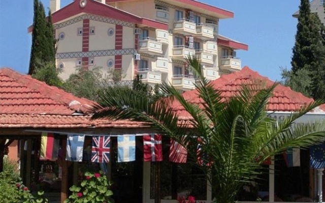 Side Zeugma Adult Only +16 Age