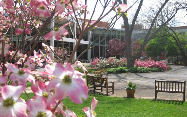 The University of Georgia Center for Continuing Education & Hotel