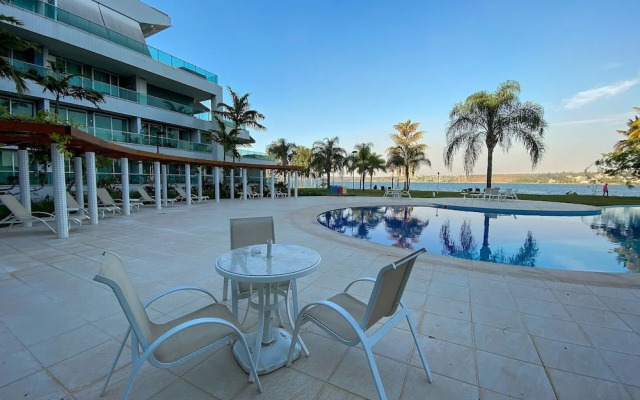 360 Lake View by Ozped