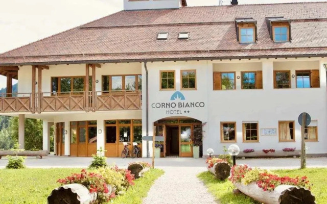 Hotel Corno Bianco