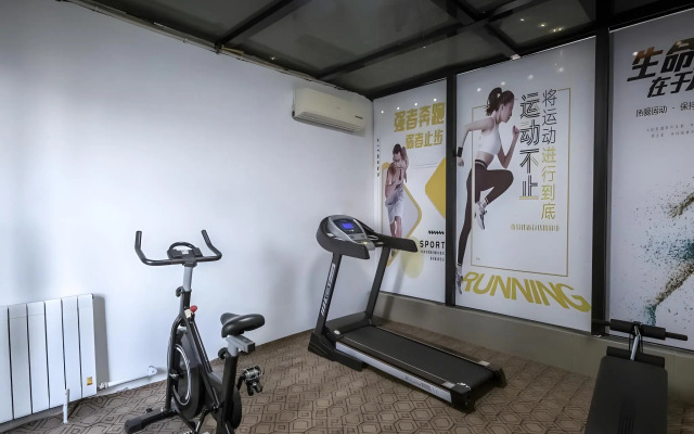 GEM Hotel Fuyang Linquan County Guangming Nan Road