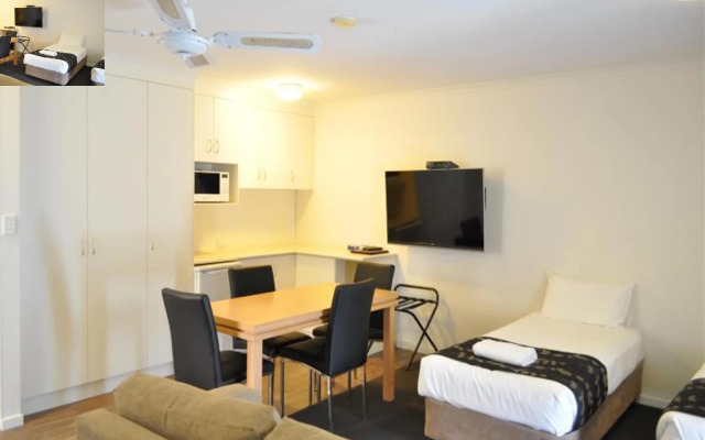 Albury Burvale Motor Inn