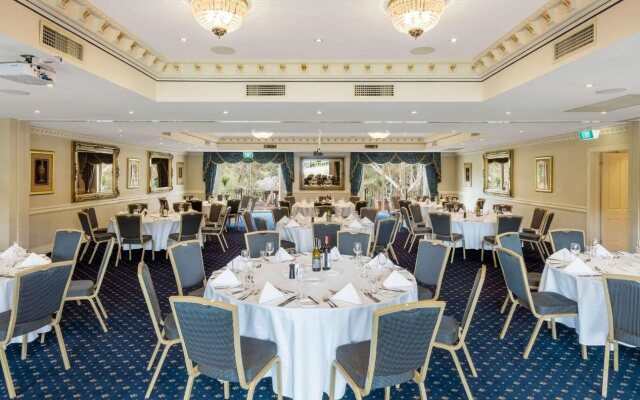 Canterbury International Hotel