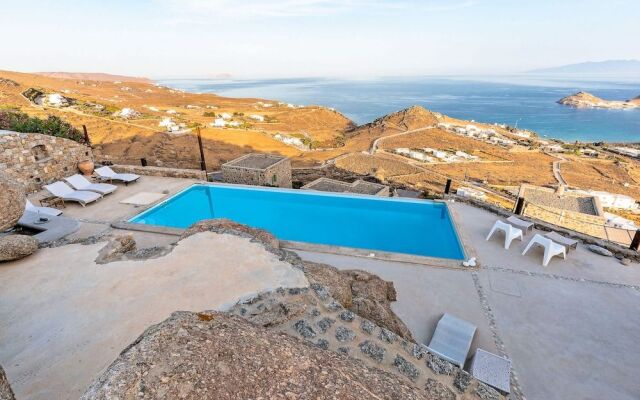 Seaview Villa Galanos at Kalafatis Beach