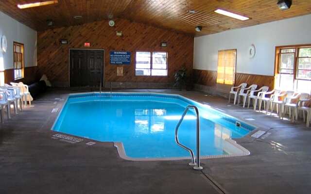 Villager Motel & Glen Manor Estate