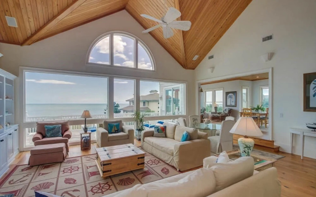 Blue Dolphin 6 Bedroom Home