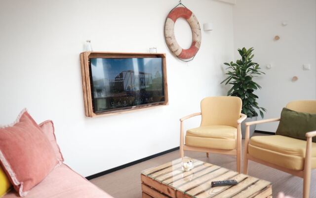 Modern Lodge Near sea at Just 500m