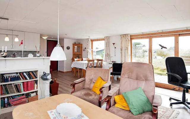 Enticing Holiday Home in FanÃ¸ near Sea