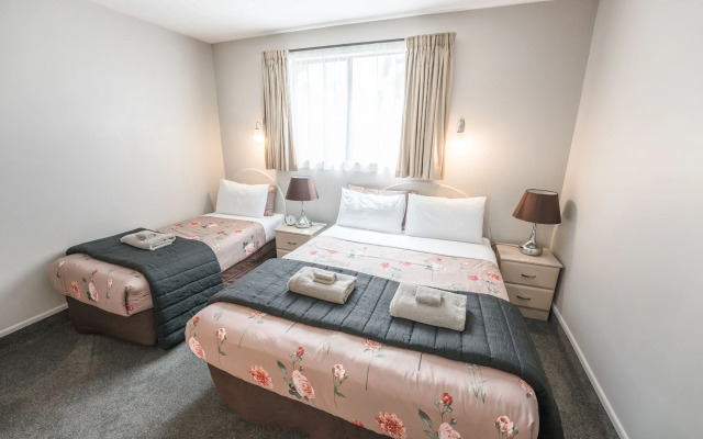 Strathern Motor Lodge