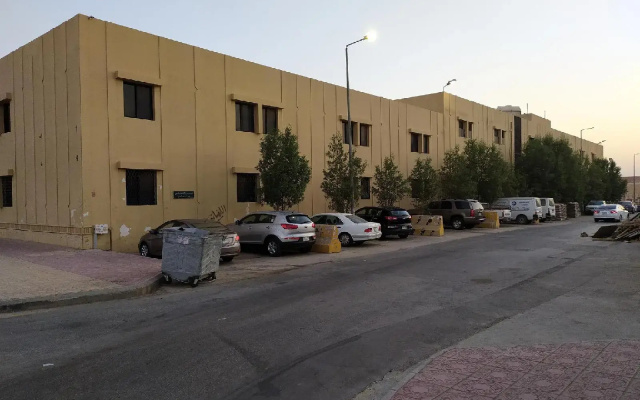 Capital O 419 Al Safeer Hotel