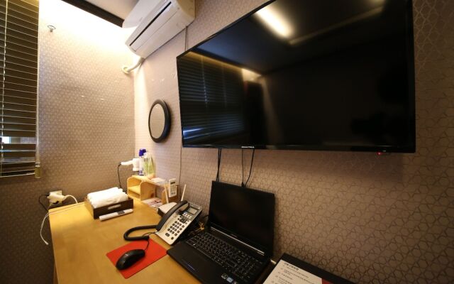 H Boutique Motel