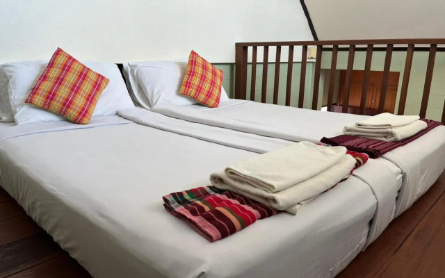 Thanicha Resort Amphawa