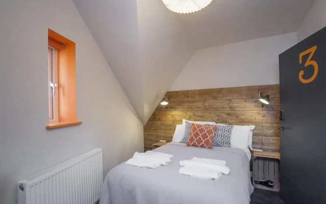 Higgihaus at 3b Cheltenham Lane Bristol
