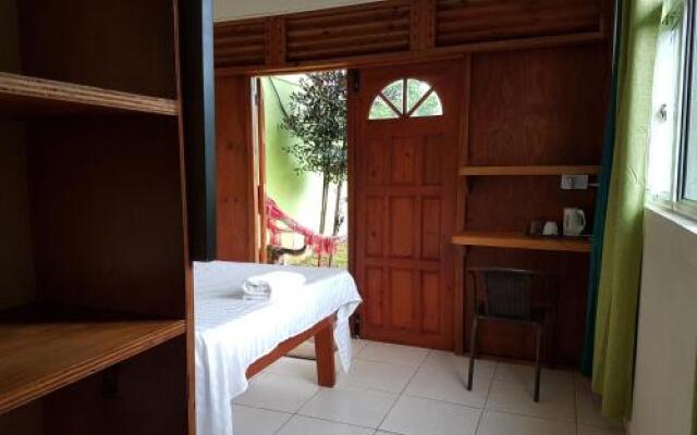 Serenity Lodges Dominica