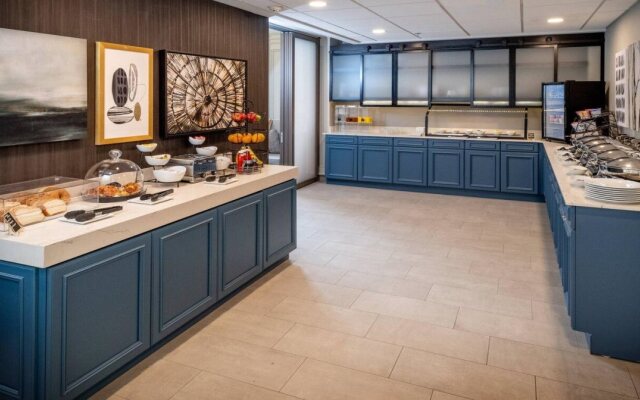 Delta Hotels by Marriott Huntington Downtown