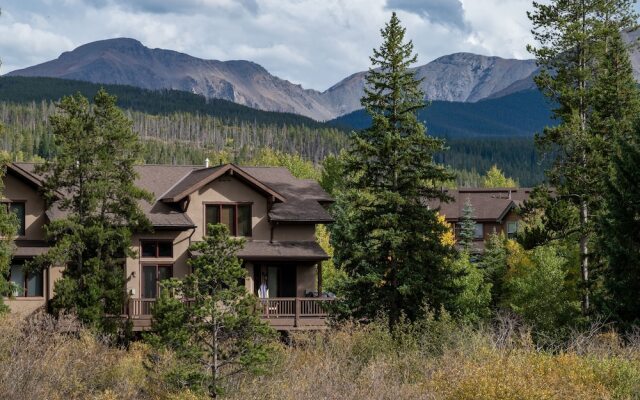 Willows Way 106 3 Bedroom Townhouse by RedAwning