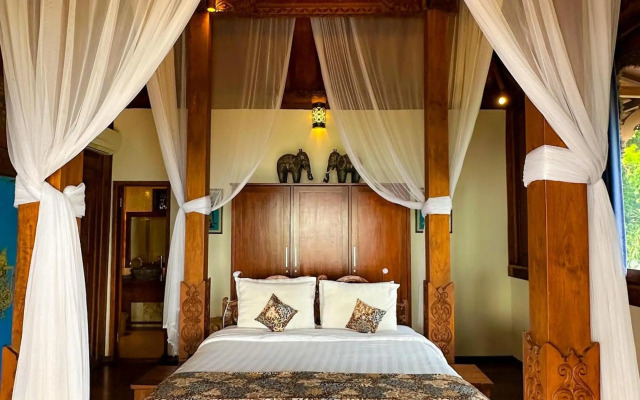 Villa Borobudur Resort