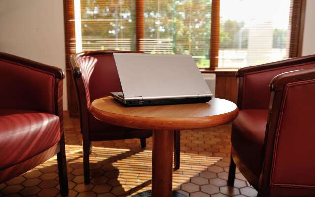 Kyriad Direct Nancy Est - Essey