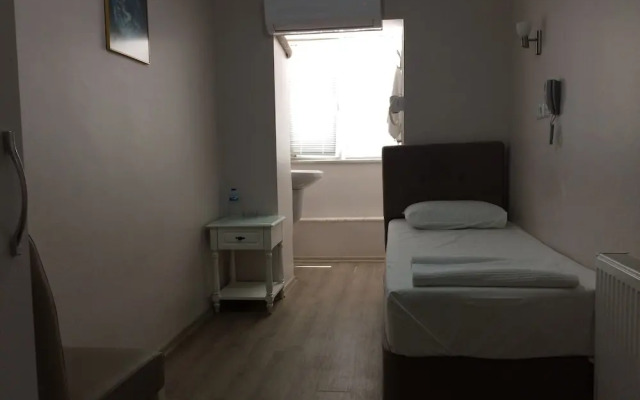 Burhaniye Merkez Otel