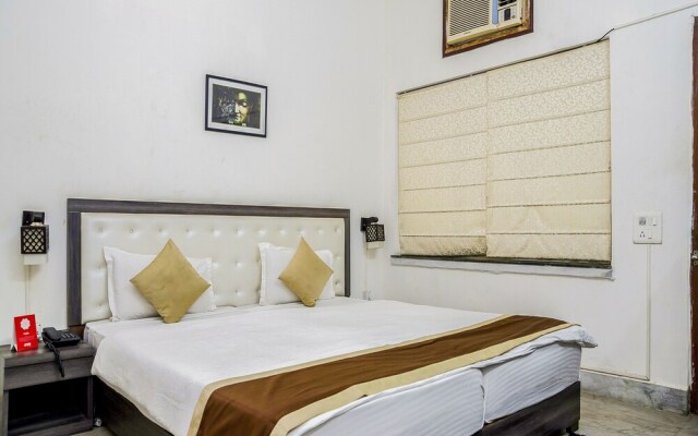 OYO 6774 Apartment The White Feathers