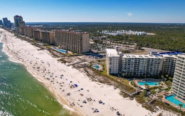 Beach View 3br/2ba W/pools Sleeps 8