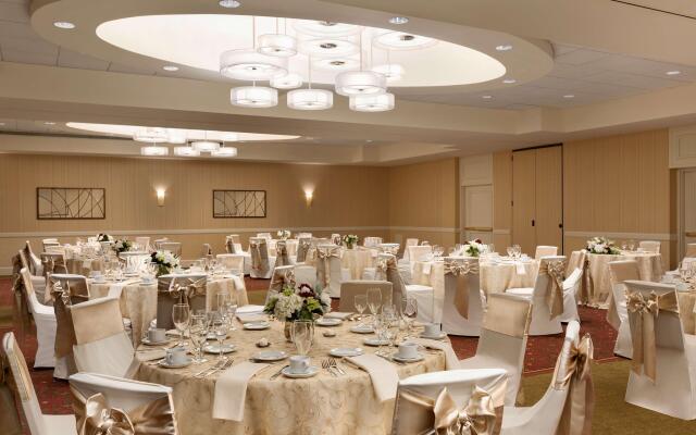 Embassy Suites by Hilton Boston Waltham