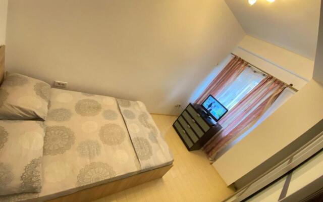 R&C Apartments Militari Residence 15