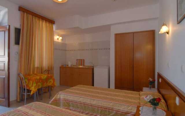 Beach Lovers Courtyard View Studio For Two