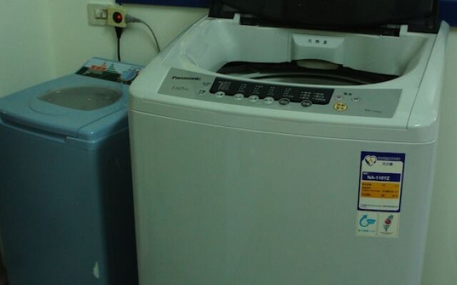 The Lodge for Cyclists - Hostel