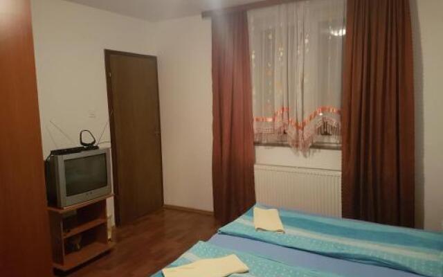 Motel Restoran Grand