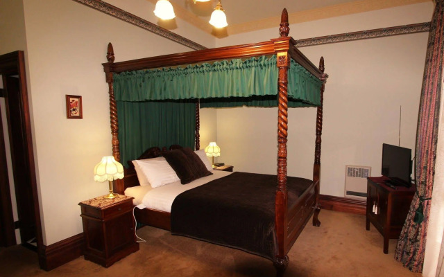 Orana House