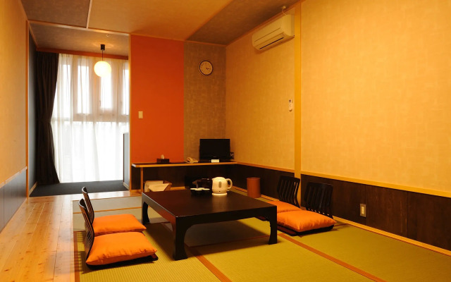Ooedo Onsen Monogatari Urayasu Mangekyo