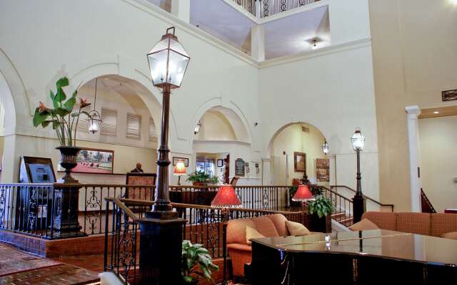 DoubleTree Suites by Hilton Hotel Lexington