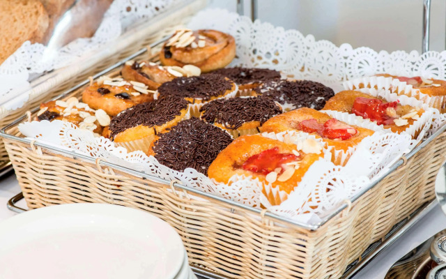 Stanwell Hotel By Mercure