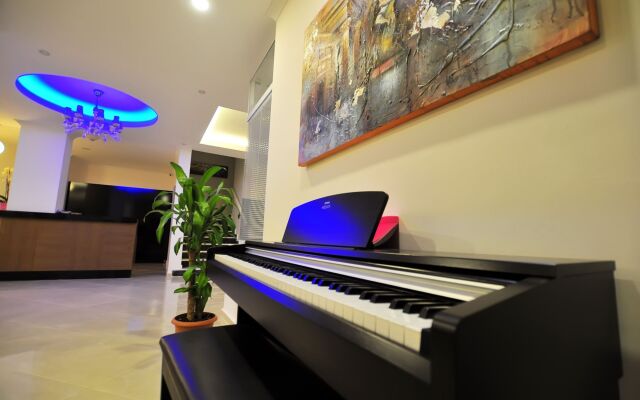 Yeniceri City Hotel