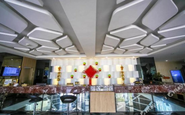 Durian Candy Hotel (Zhuji Diankou Town Passenger Station)