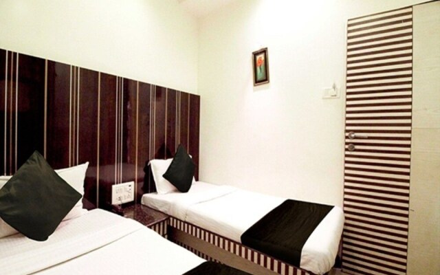 Room Maangta 122 Andheri East