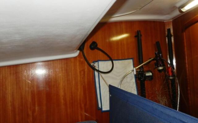 Imbarcazione Daphne Boschetto Holiday